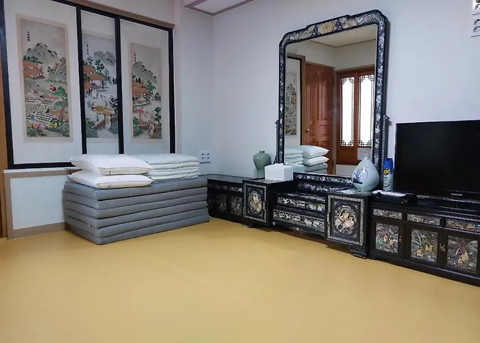 게스트하우스 Authentic Leedo Hanok *