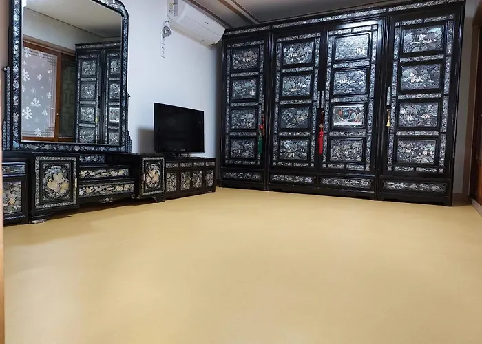 게스트하우스 Authentic Leedo Hanok *