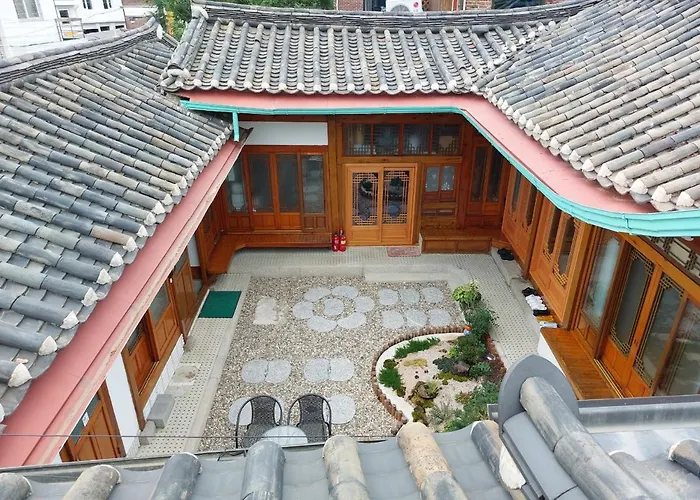 Authentic Leedo Hanok *