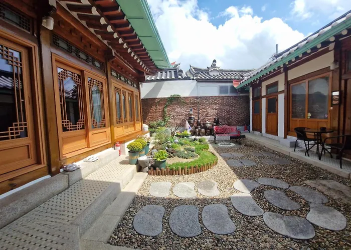 게스트하우스 Authentic Leedo Hanok *