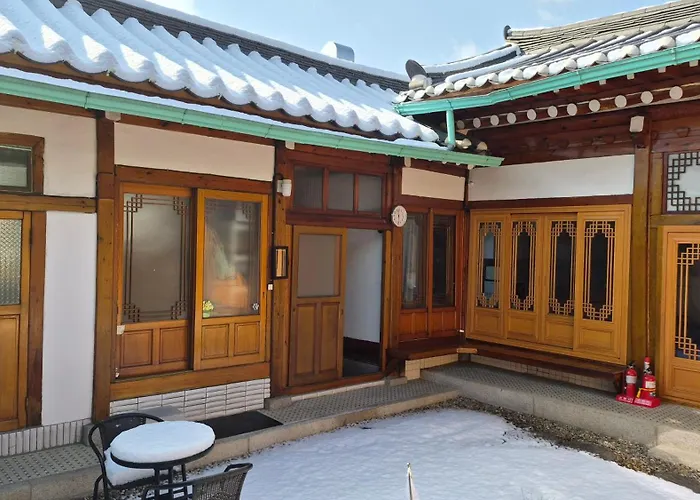 Authentic Leedo Hanok *